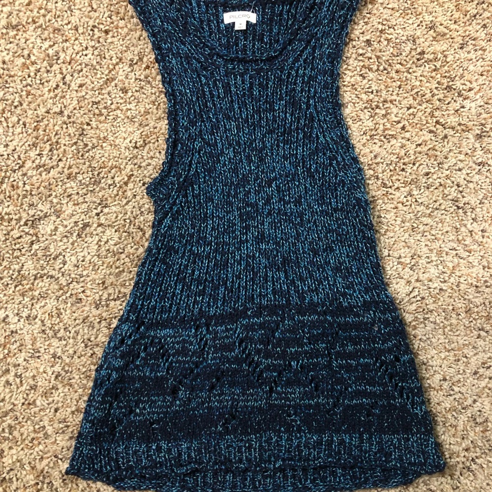 Pilcro Navy and Teal Knit Top